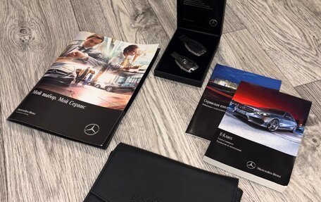 Mercedes-Benz E-Класс, 2015 год, 2 200 000 рублей, 16 фотография