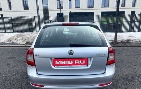 Skoda Octavia, 2011 год, 750 000 рублей, 8 фотография