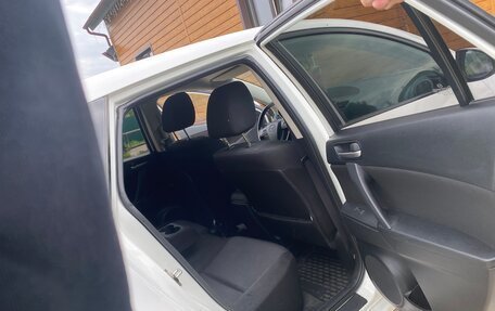 Mazda 3, 2012 год, 999 999 рублей, 11 фотография