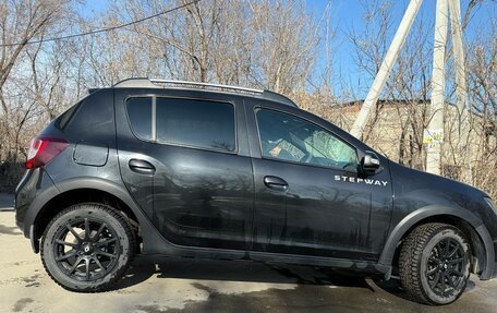 Renault Sandero II рестайлинг, 2016 год, 1 300 000 рублей, 4 фотография