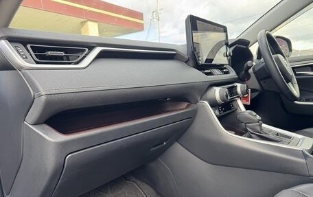 Toyota RAV4, 2024 год, 4 000 001 рублей, 26 фотография