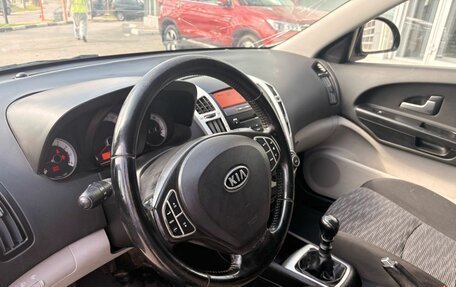 KIA cee'd I рестайлинг, 2009 год, 679 000 рублей, 12 фотография