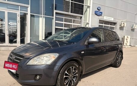 KIA cee'd I рестайлинг, 2009 год, 679 000 рублей, 2 фотография