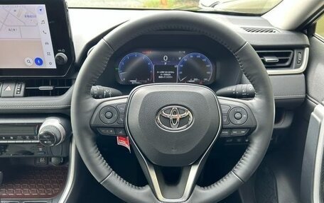 Toyota RAV4, 2024 год, 3 400 001 рублей, 21 фотография