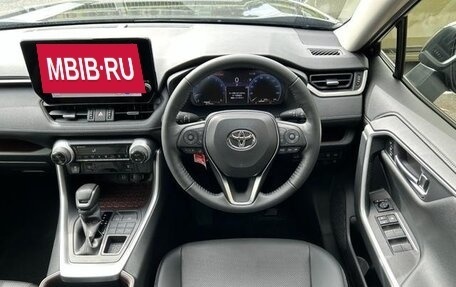 Toyota RAV4, 2024 год, 3 400 001 рублей, 20 фотография