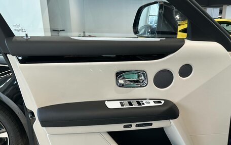 Rolls-Royce Ghost Series II рестайлинг, 2024 год, 43 000 000 рублей, 13 фотография