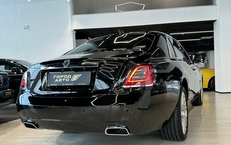 Rolls-Royce Ghost Series II рестайлинг, 2024 год, 43 000 000 рублей, 21 фотография