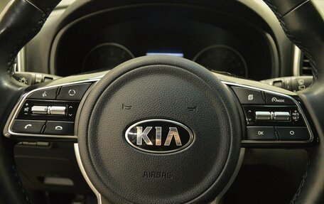 KIA Sportage IV рестайлинг, 2020 год, 2 390 000 рублей, 15 фотография