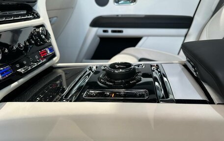 Rolls-Royce Ghost Series II рестайлинг, 2024 год, 43 000 000 рублей, 5 фотография