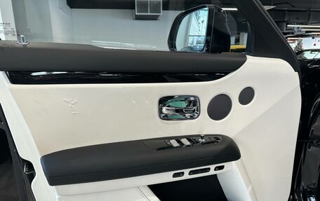 Rolls-Royce Ghost Series II рестайлинг, 2024 год, 43 000 000 рублей, 23 фотография