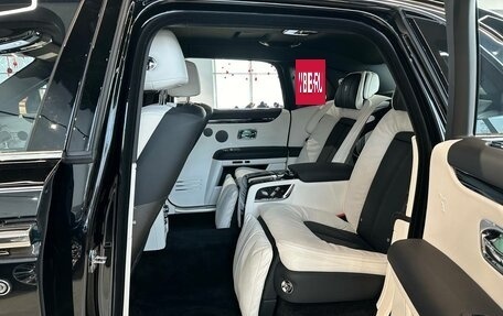 Rolls-Royce Ghost Series II рестайлинг, 2024 год, 43 000 000 рублей, 22 фотография