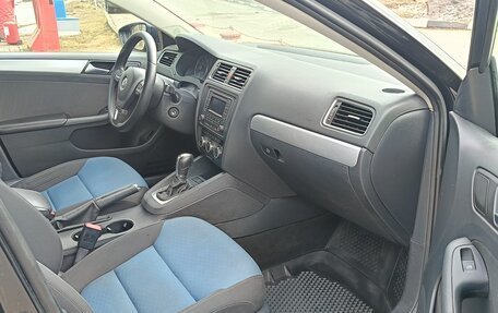 Volkswagen Jetta VI, 2013 год, 730 000 рублей, 12 фотография