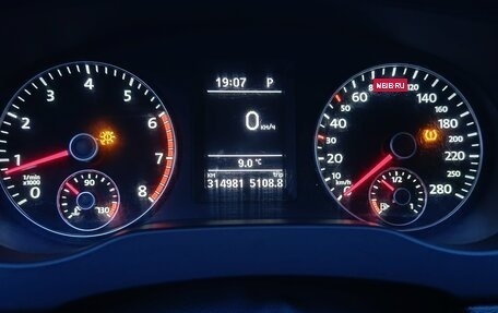 Volkswagen Jetta VI, 2013 год, 730 000 рублей, 15 фотография