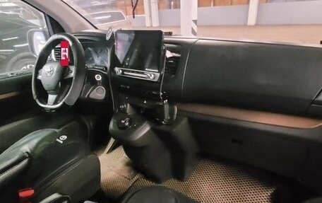 Toyota ProAce II, 2020 год, 3 500 000 рублей, 10 фотография