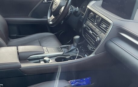 Lexus RX IV рестайлинг, 2020 год, 6 150 000 рублей, 6 фотография