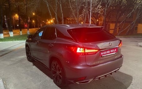 Lexus RX IV рестайлинг, 2020 год, 6 150 000 рублей, 2 фотография