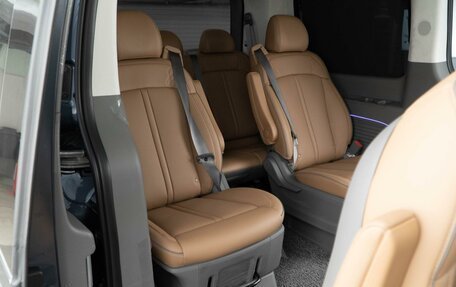 Hyundai Staria, 2024 год, 6 823 055 рублей, 12 фотография