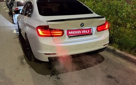 BMW 3 серия, 2013 год, 1 385 000 рублей, 11 фотография