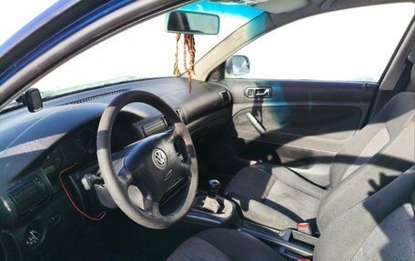 Volkswagen Passat B5+ рестайлинг, 2000 год, 180 000 рублей, 3 фотография