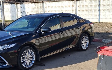 Toyota Camry, 2021 год, 3 920 000 рублей, 5 фотография