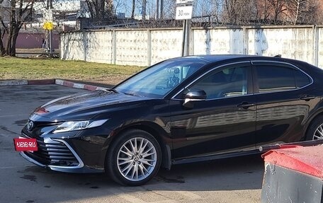 Toyota Camry, 2021 год, 3 920 000 рублей, 7 фотография