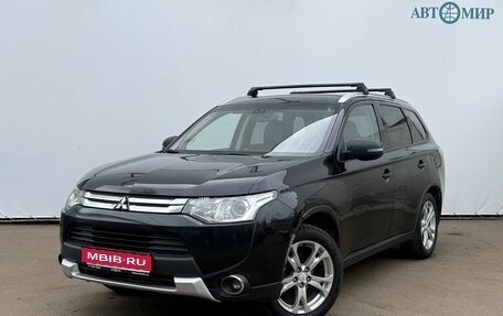 Mitsubishi Outlander III рестайлинг 3, 2014 год, 1 300 000 рублей, 1 фотография