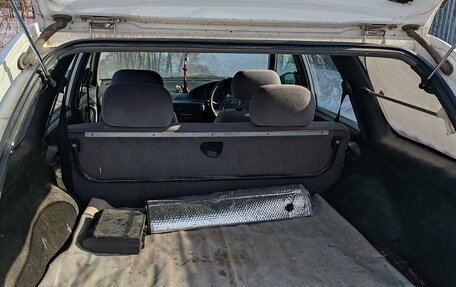 Nissan Avenir II, 1997 год, 240 000 рублей, 10 фотография