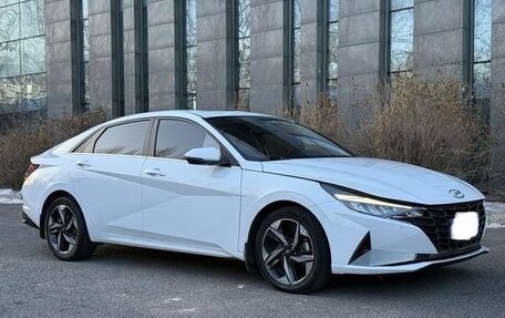 Hyundai Elantra, 2022 год, 1 840 000 рублей, 3 фотография