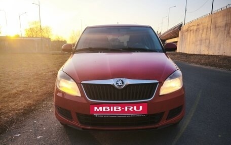 Skoda Fabia II, 2014 год, 490 000 рублей, 2 фотография