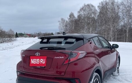 Toyota C-HR I рестайлинг, 2020 год, 2 700 000 рублей, 6 фотография