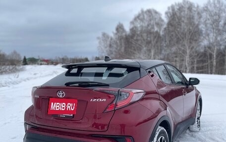 Toyota C-HR I рестайлинг, 2020 год, 2 700 000 рублей, 8 фотография