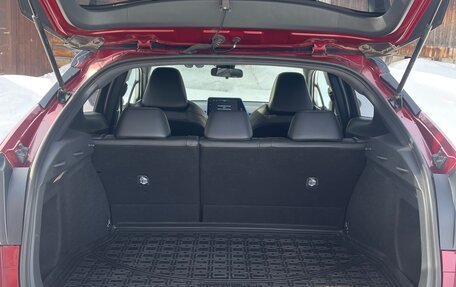 Toyota C-HR I рестайлинг, 2020 год, 2 700 000 рублей, 17 фотография