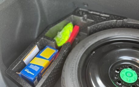 Toyota C-HR I рестайлинг, 2020 год, 2 700 000 рублей, 22 фотография