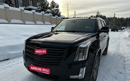 Cadillac Escalade IV, 2020 год, 5 900 000 рублей, 2 фотография