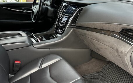 Cadillac Escalade IV, 2020 год, 5 900 000 рублей, 20 фотография