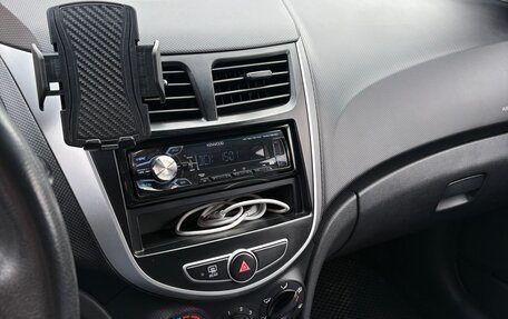 Hyundai Solaris II рестайлинг, 2011 год, 750 000 рублей, 11 фотография