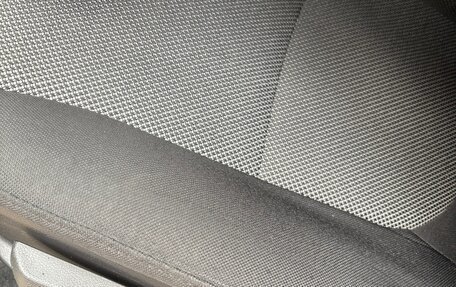 Hyundai Solaris II рестайлинг, 2011 год, 750 000 рублей, 9 фотография