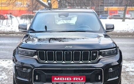 Jeep Grand Cherokee, 2023 год, 8 150 000 рублей, 4 фотография