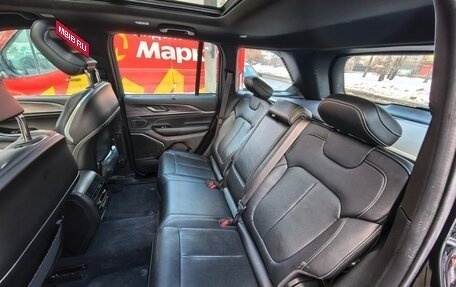 Jeep Grand Cherokee, 2023 год, 8 150 000 рублей, 28 фотография