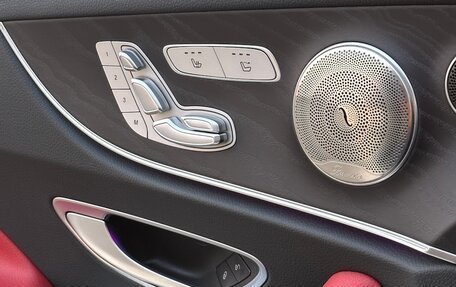 Mercedes-Benz E-Класс, 2020 год, 5 500 000 рублей, 17 фотография