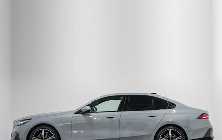 BMW 5 серия, 2025 год, 10 390 000 рублей, 10 фотография