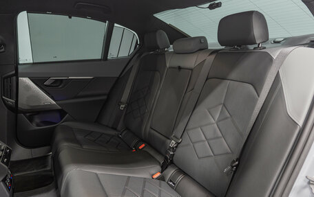 BMW 5 серия, 2025 год, 10 390 000 рублей, 23 фотография