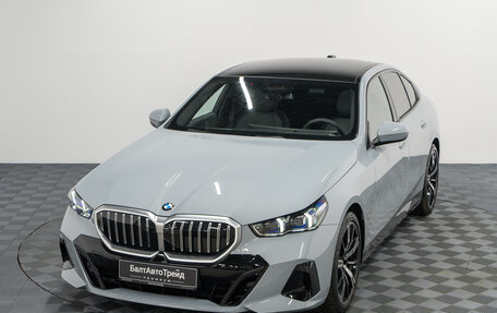 BMW 5 серия, 2025 год, 10 390 000 рублей, 32 фотография