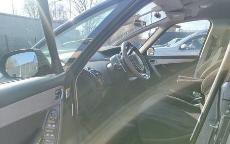 Citroen C4 Picasso II рестайлинг, 2009 год, 630 000 рублей, 8 фотография