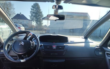 Citroen C4 Picasso II рестайлинг, 2009 год, 630 000 рублей, 7 фотография