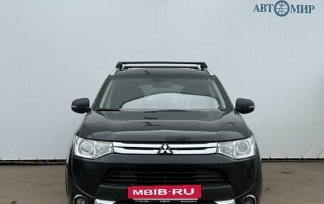 Mitsubishi Outlander III рестайлинг 3, 2014 год, 1 300 000 рублей, 2 фотография