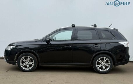 Mitsubishi Outlander III рестайлинг 3, 2014 год, 1 300 000 рублей, 8 фотография