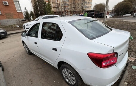 Renault Logan II, 2018 год, 872 000 рублей, 7 фотография