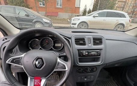 Renault Logan II, 2018 год, 872 000 рублей, 19 фотография