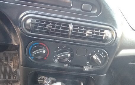 Chevrolet Niva I рестайлинг, 2013 год, 450 000 рублей, 12 фотография